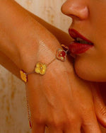 Load image into Gallery viewer, Gold/Silver Clover Bracelet