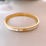 Load image into Gallery viewer, Arla - Mother Of Pearl Bangle