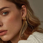 Load image into Gallery viewer, Luxe Knot Earrings