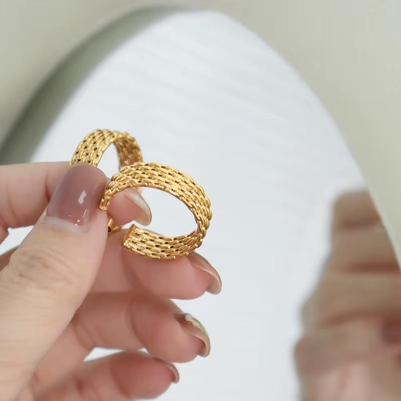 Mesh Hoops