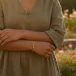 Load image into Gallery viewer, Ribbon Twist Adjustable Cuff Bangle