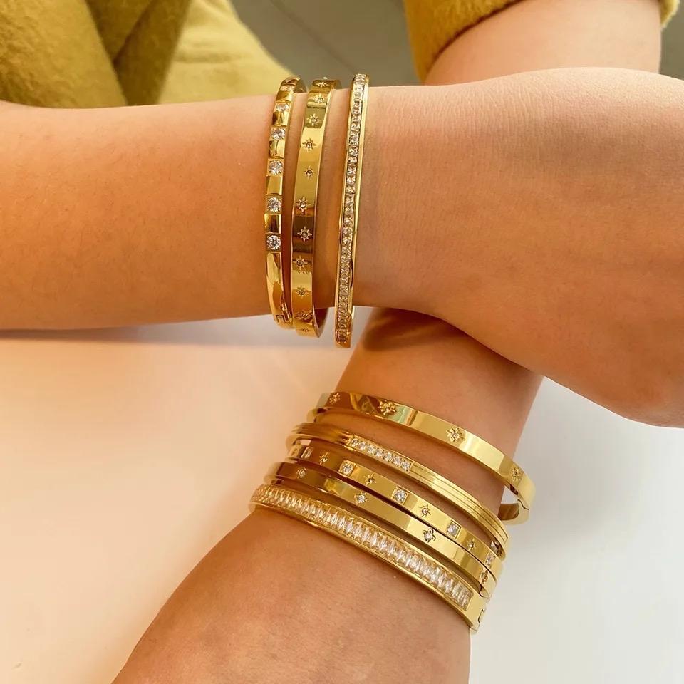 Lina - Gemstone Bangle