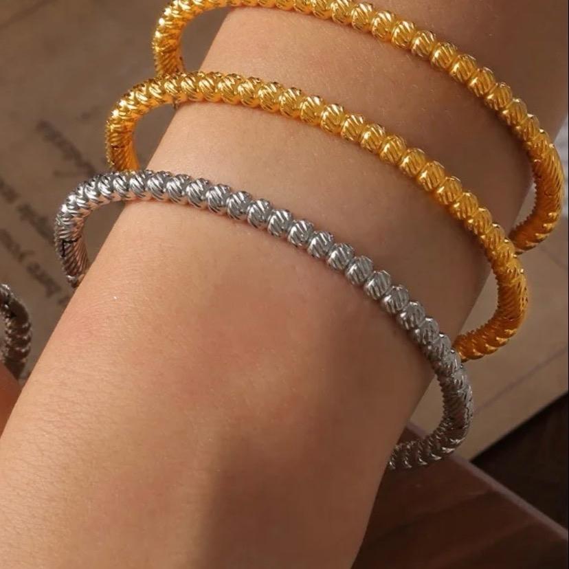 Ripple Bangle