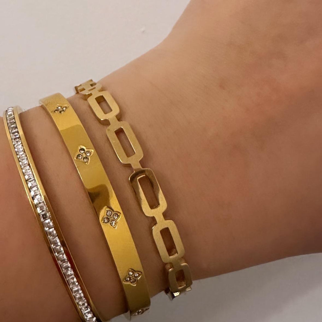Salma Bangle
