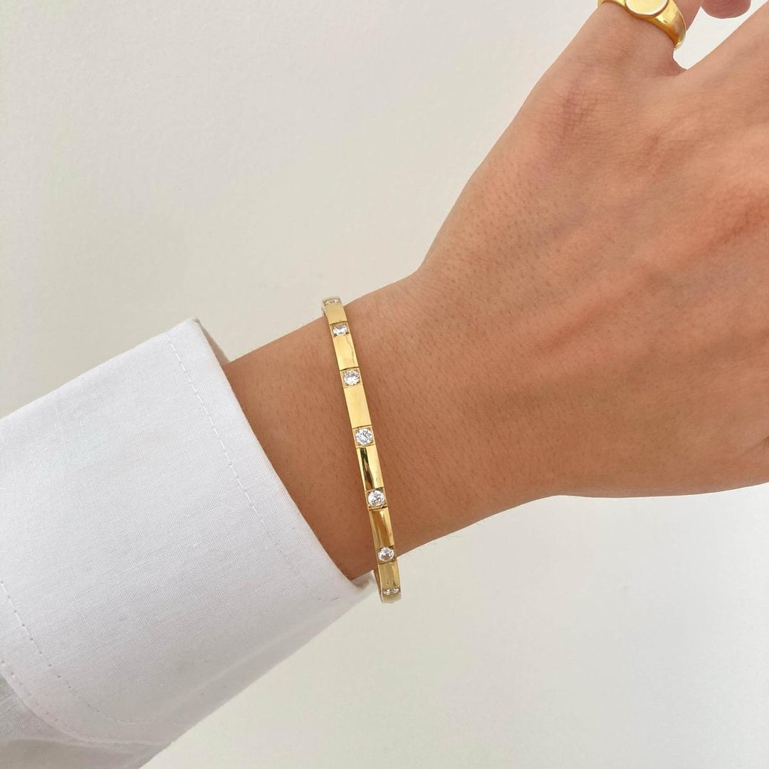 Yara Gemstone Bangle
