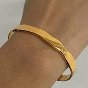 Waveline - Adjustable 18k Gold Plated Cuff Bangle