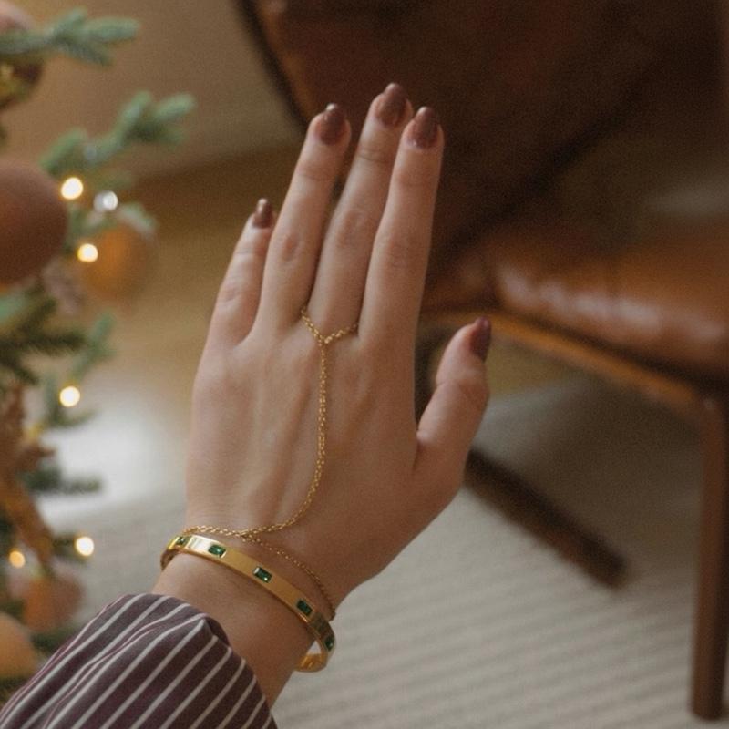 Zumurud Gemstone Bangle