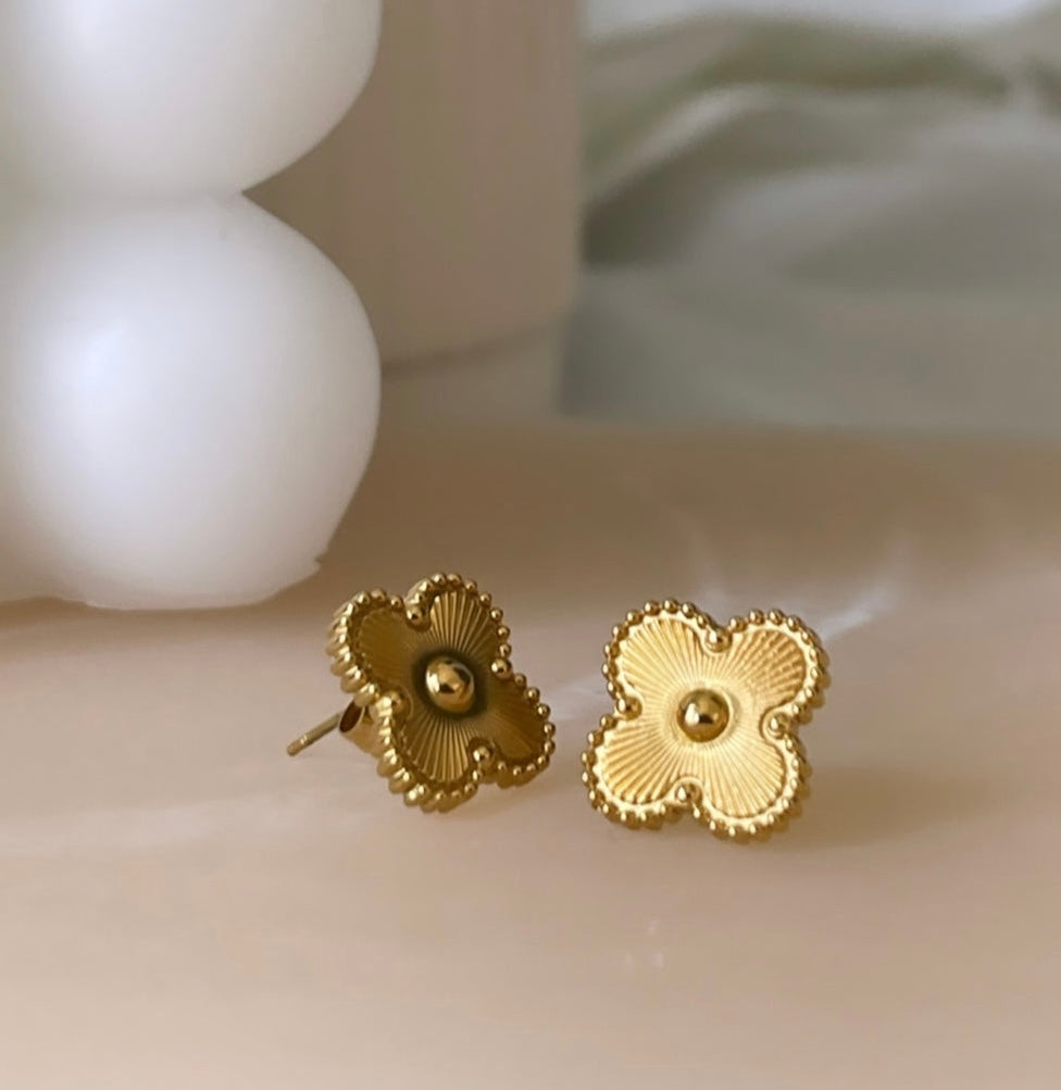 Gold Clover Stud Earrings