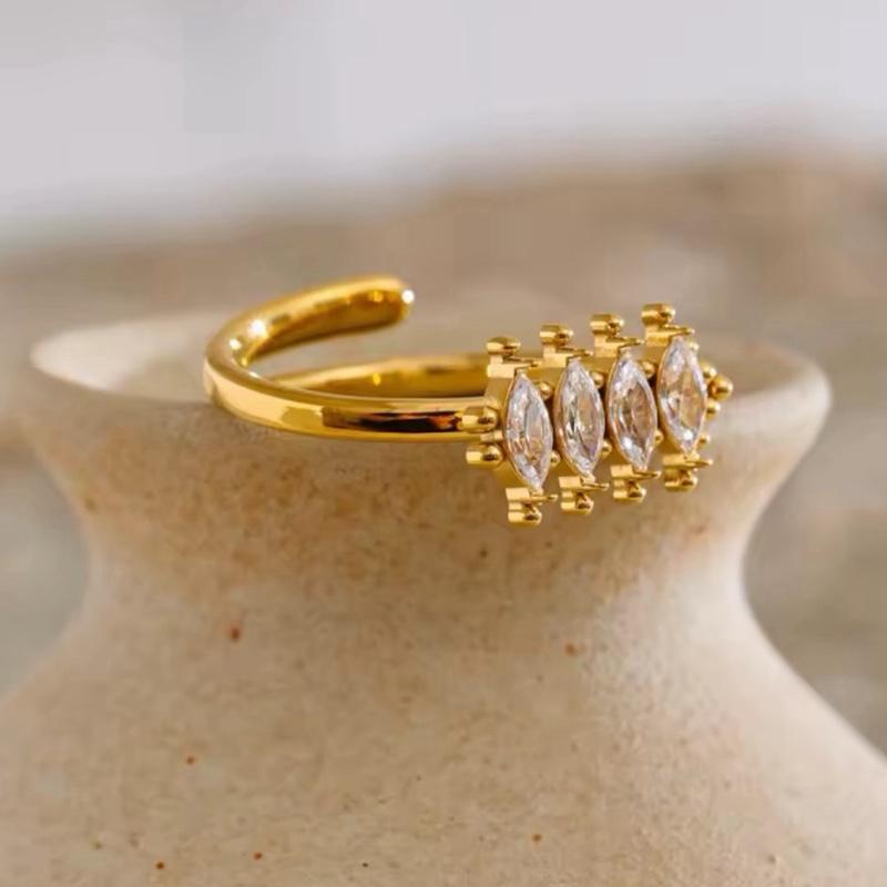 Safira Adjustable Ring