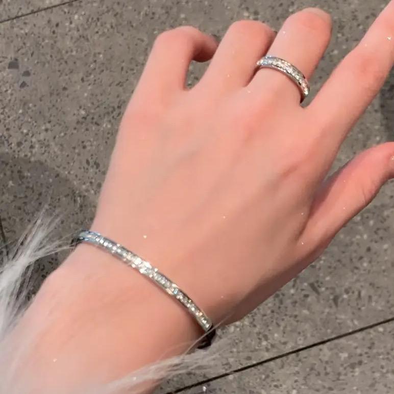 Lina - Gemstone Bangle