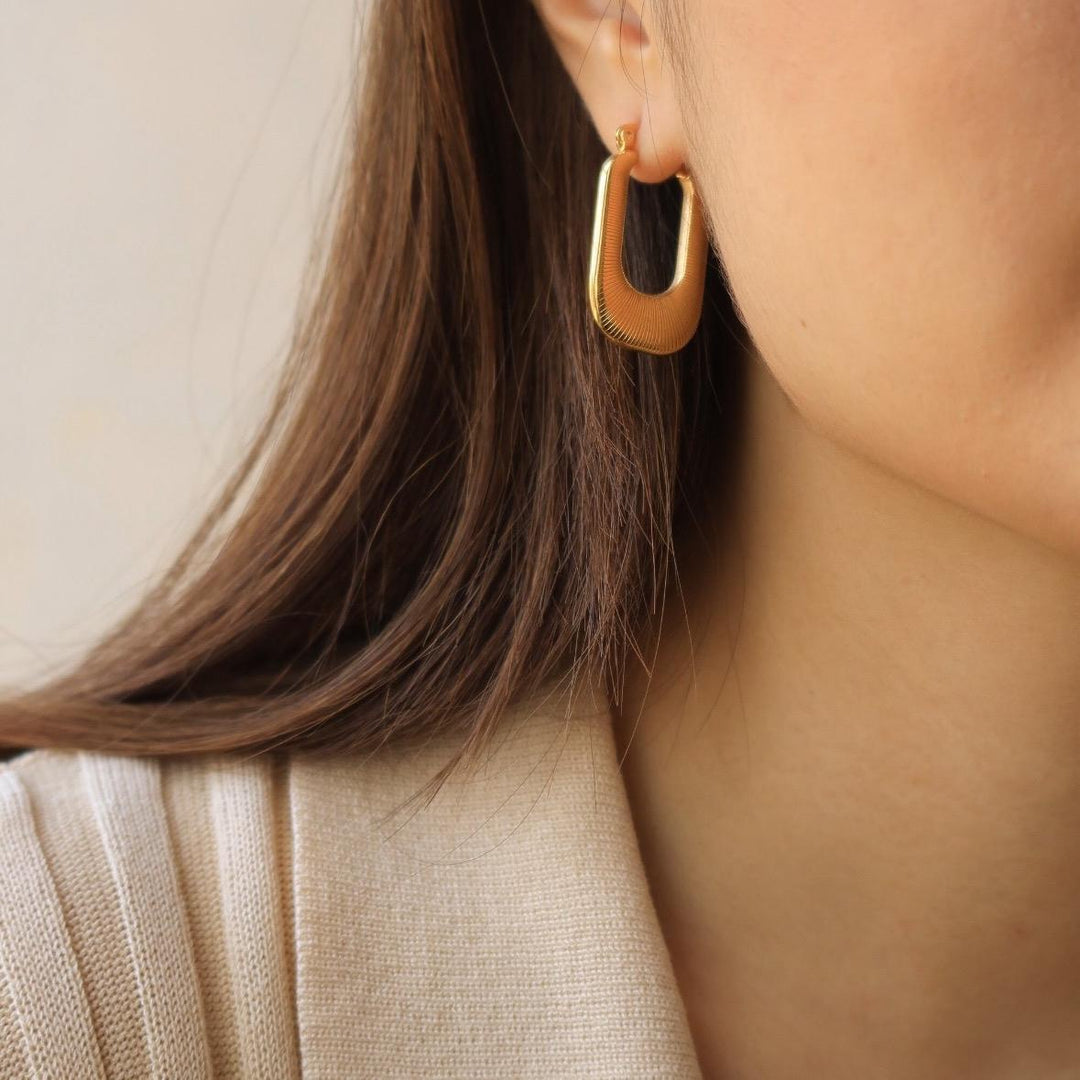 Enya Hoop Earrings