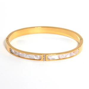 Arla - Mother Of Pearl Bangle