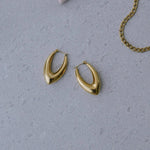Load image into Gallery viewer, V-Hoop Earrings