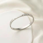 Load image into Gallery viewer, Etch Star Bangle